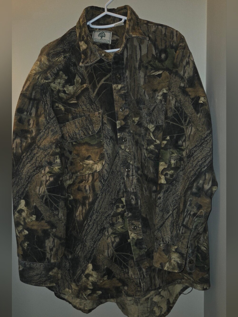 Vintage Mossy Oak Men's Camouflage Button-Down Shirt Made In USA Size XL